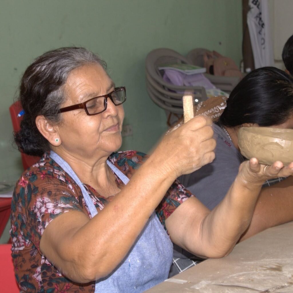 Taller de cerámica de CONFRAS